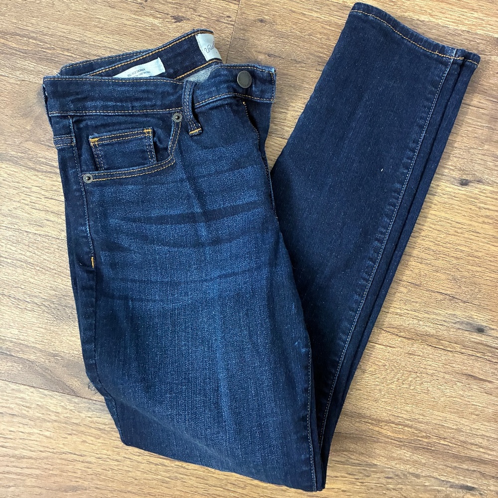 Universal Thread Mid Rise Skinny Jeans Size 8/29